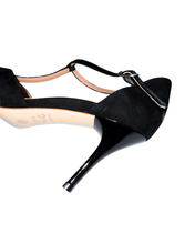 画像をギャラリービューアに読み込む, ALL BLACK T-STRAP HEEL SANDALS (オール ブラックブラック Tストラップ サンダル)